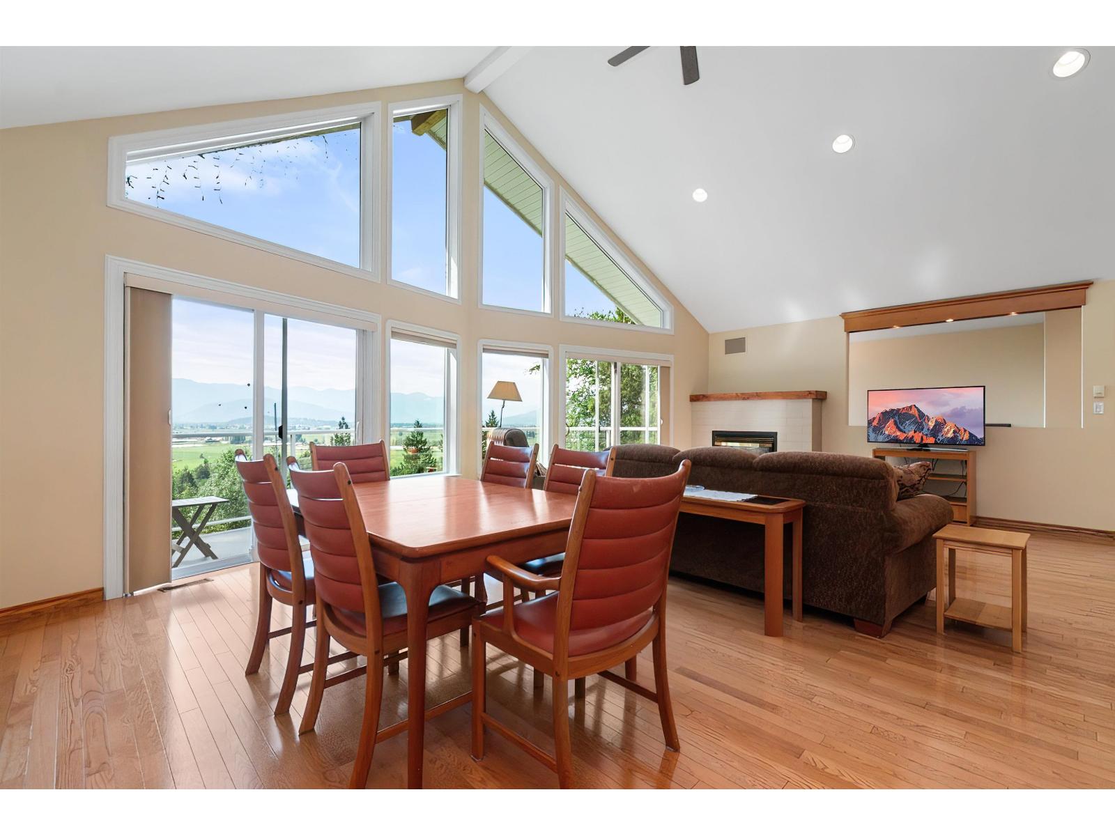 7400 MARBLE HILL ROAD|Eastern Hillsides