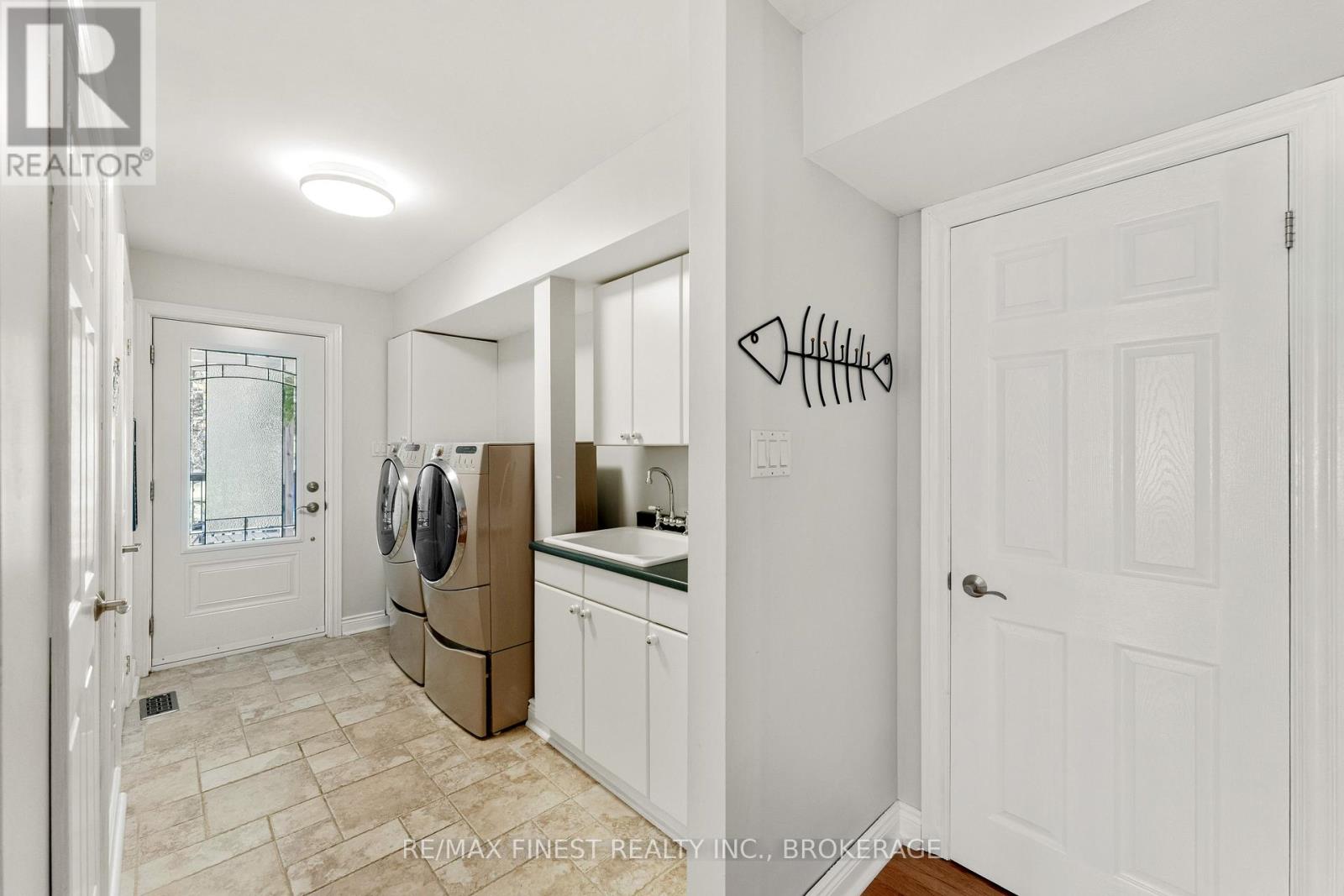 466 COLEBROOK ROAD