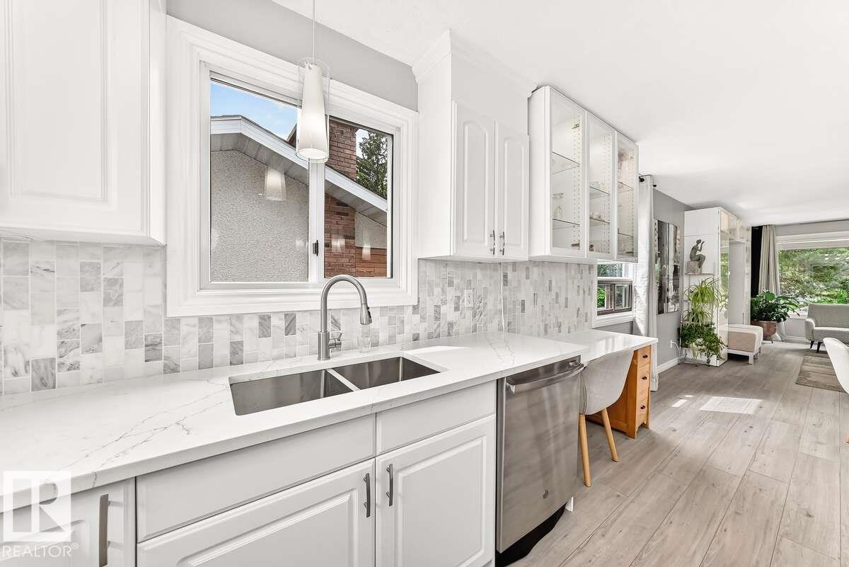 83 Lorraine CR