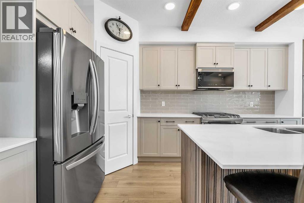 7 Emberside Park