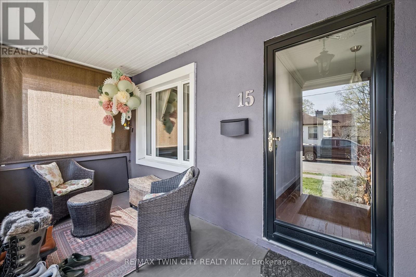 15 WATERSIDE AVENUE