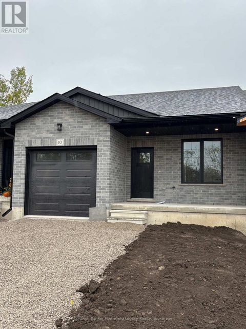 9-165 EGAN AVENUE N St. Marys ON N4X0C9