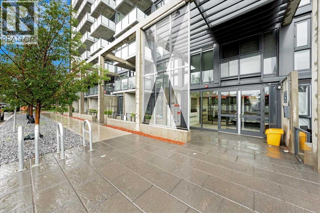 310, 327 9A Street NW