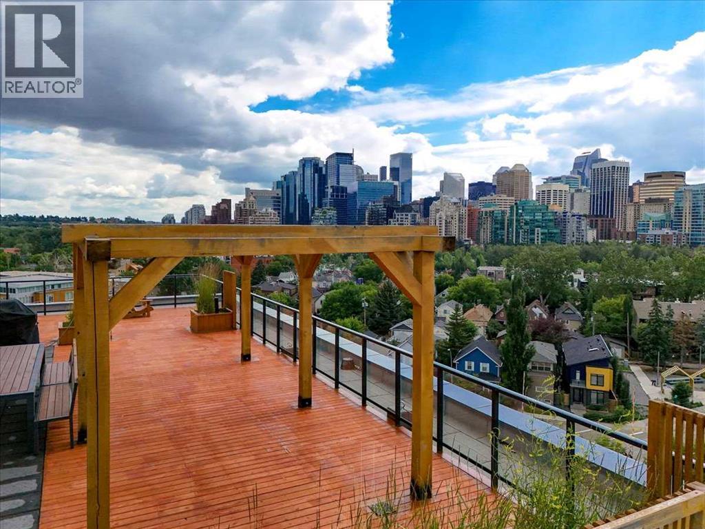 310, 327 9A Street NW