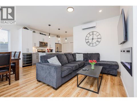 169 Maple Street Unit# 103 Penticton BC V2A5V4