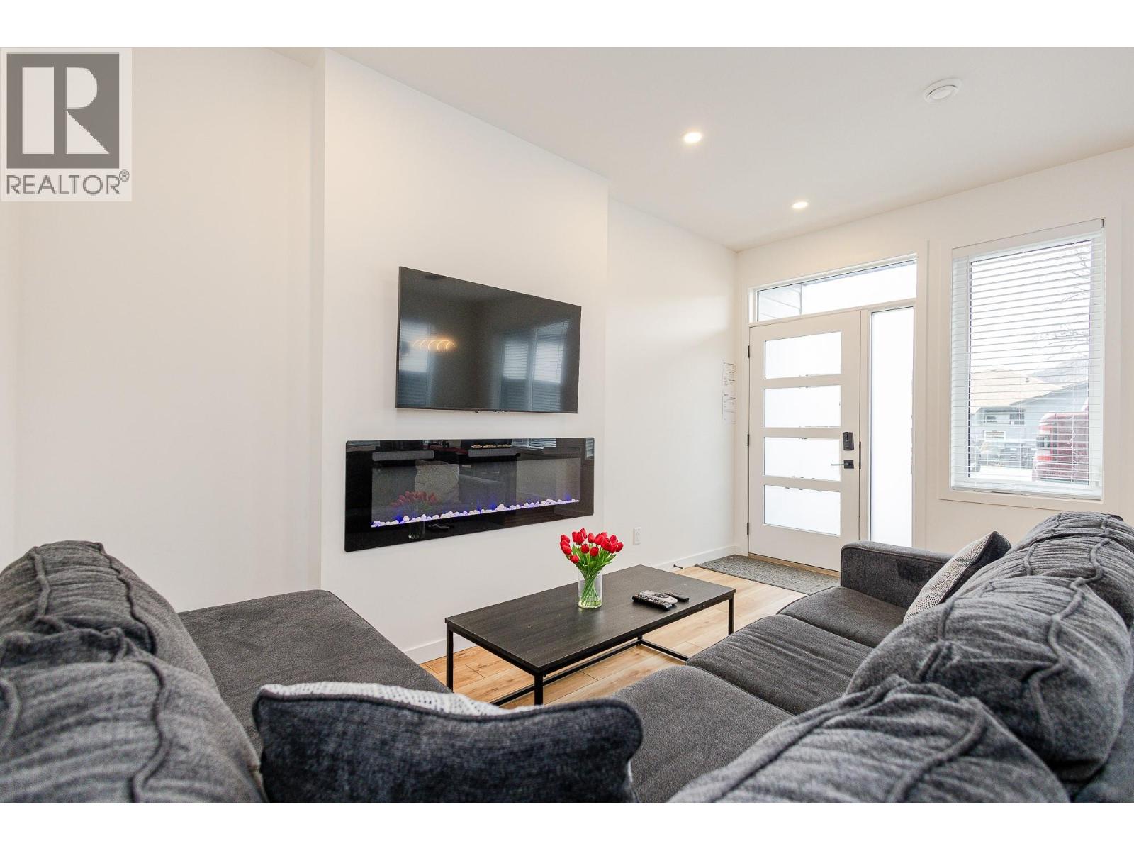 169 Maple Street Unit# 103