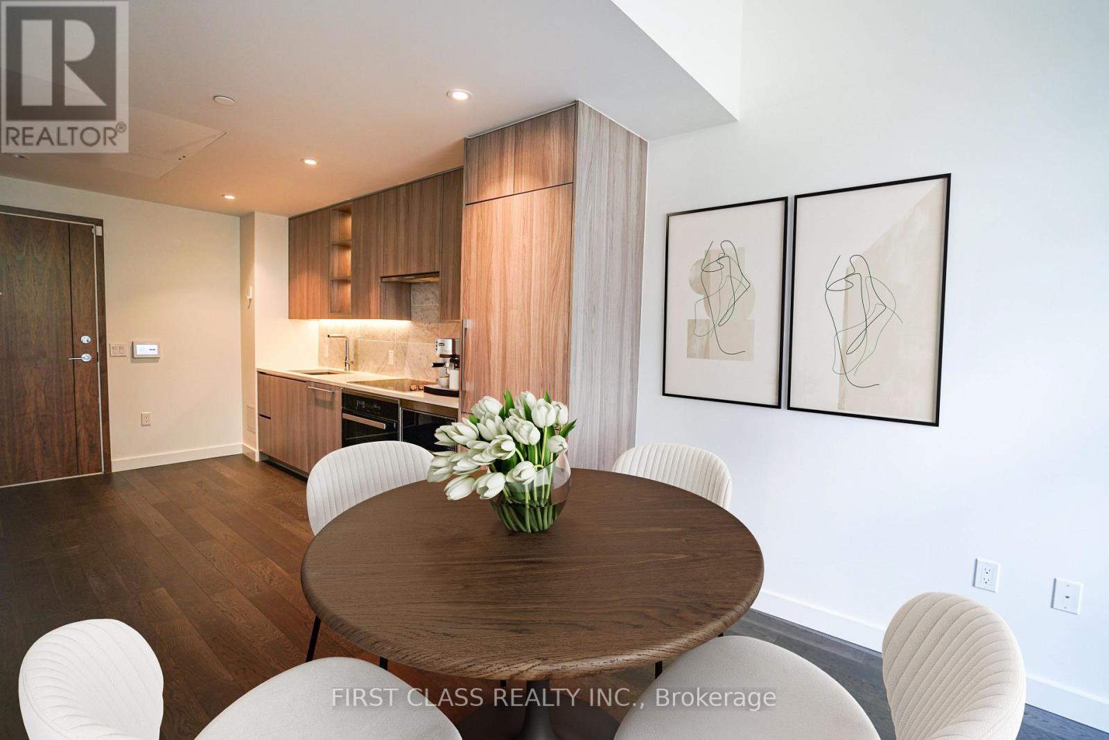 TH103 - 95 MCMAHON DRIVE