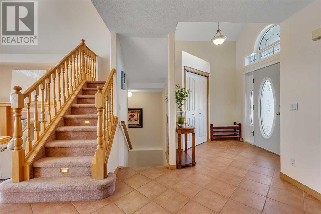 9 Panorama Hills Manor NW