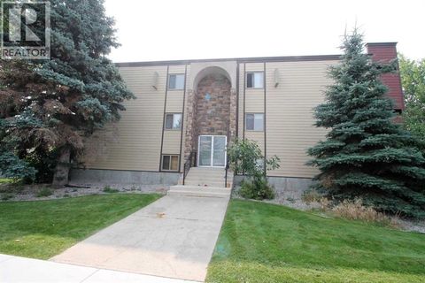 26, 3440 23 Avenue S Lethbridge AB T1K4K4