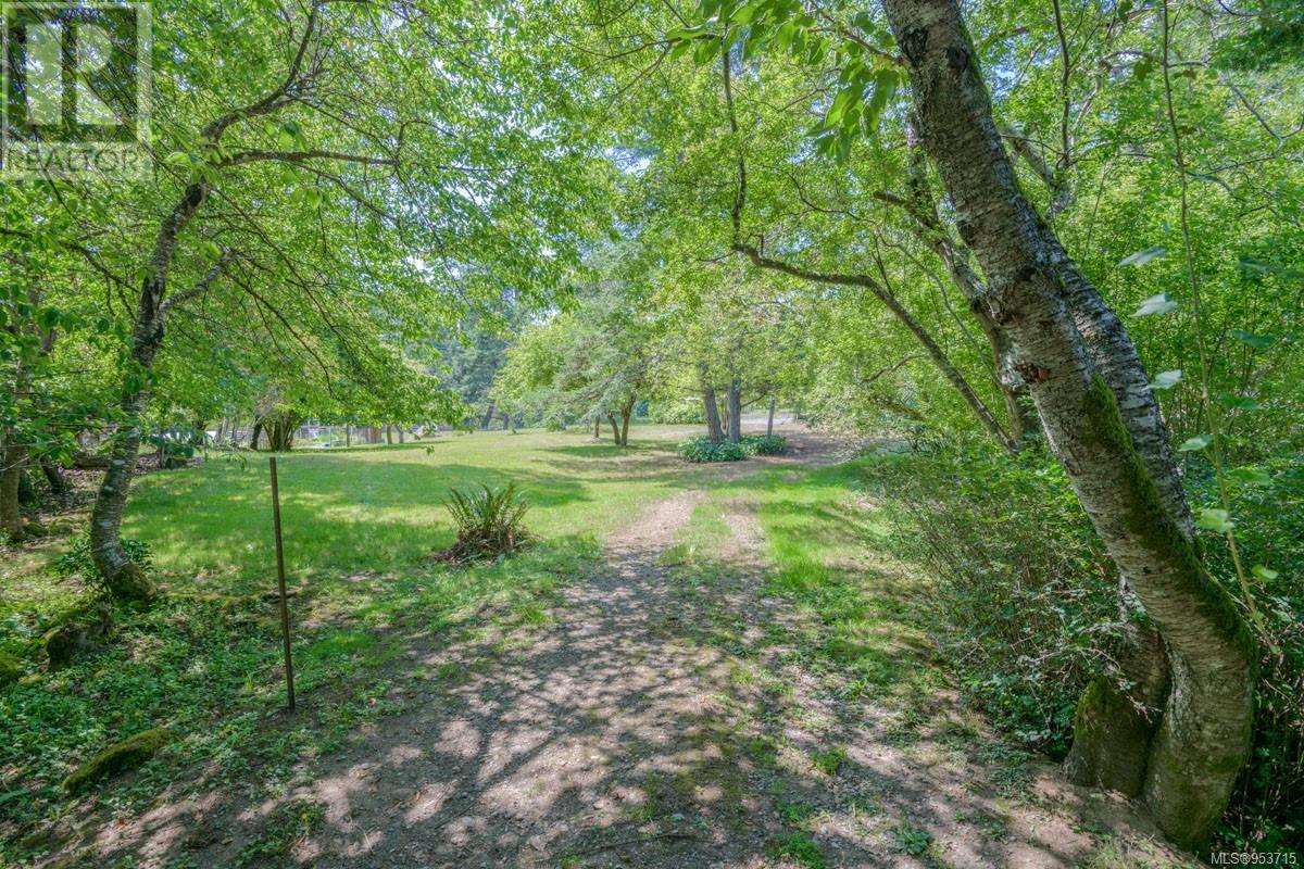 1905 Martin Rd