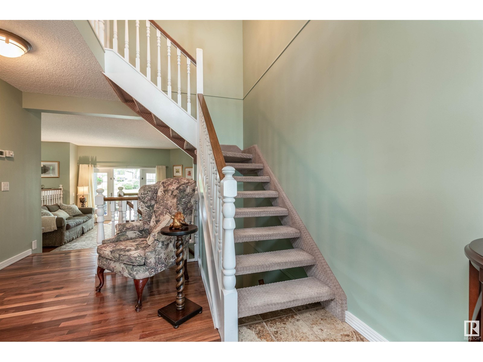 652 WOODBRIDGE WY