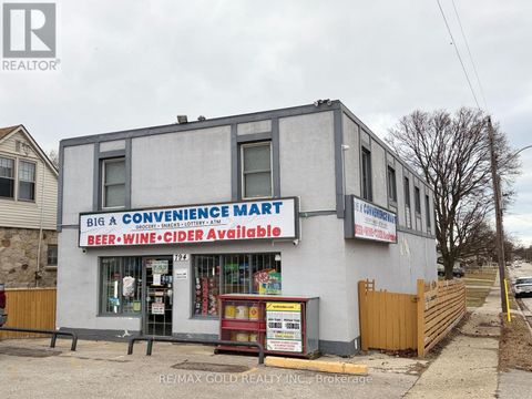794 LONDON ROAD Sarnia ON N7T4Y1