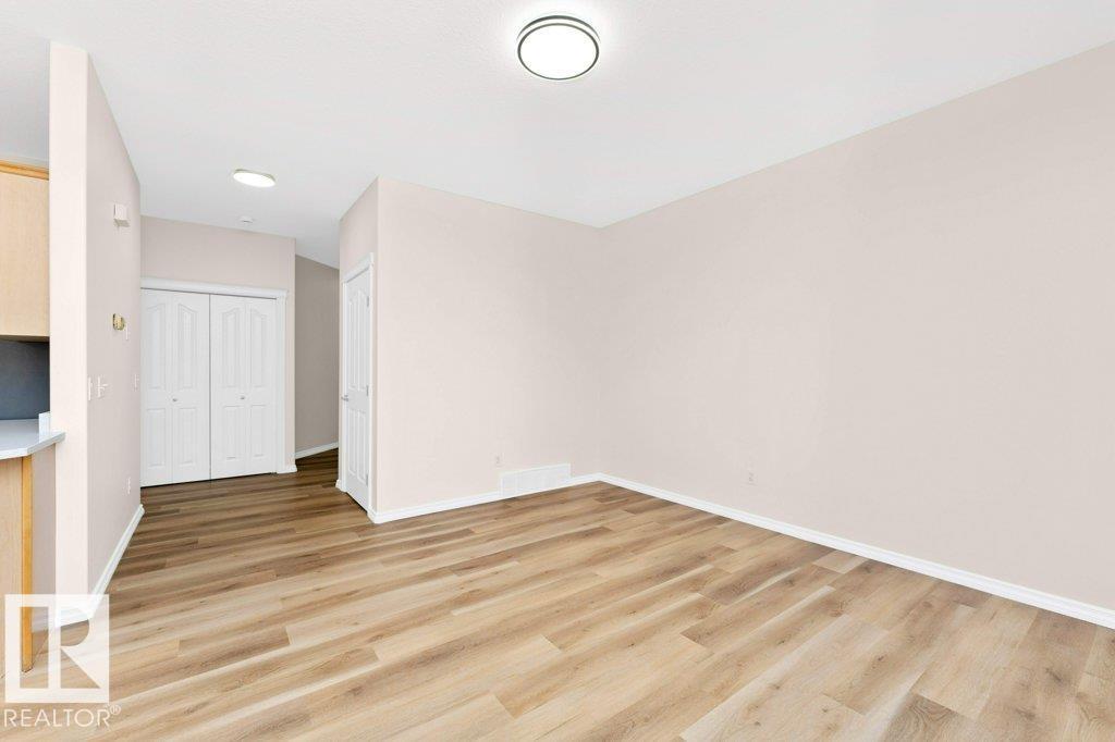 #39 735 85 ST SW