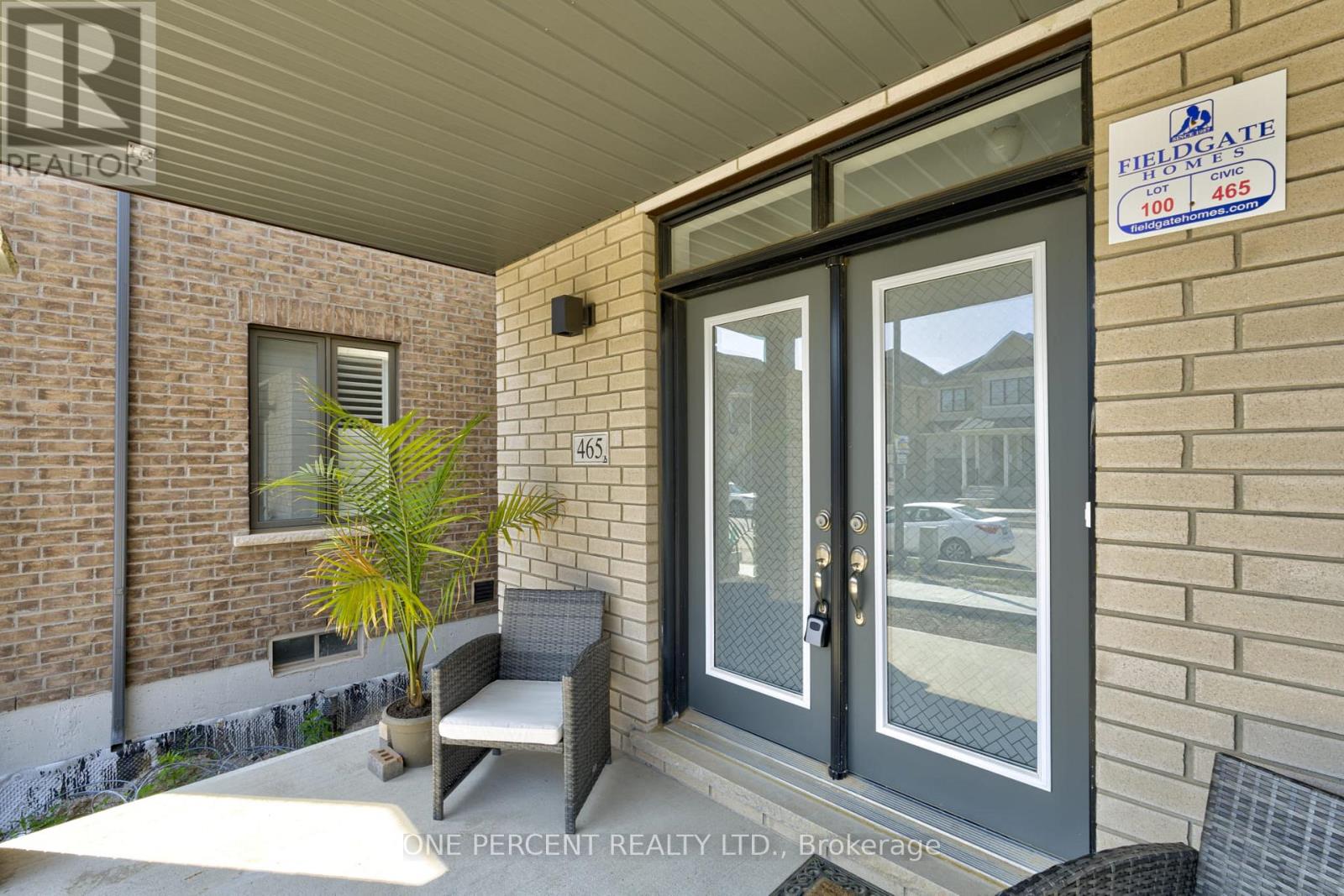 465 KENNEDY CIRCLE W