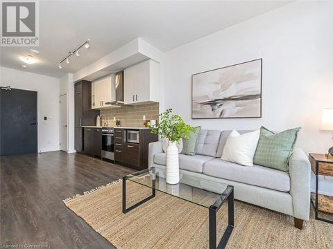 125 REDPATH AVENUE Avenue Unit# PH 104 Toronto ON M4S0B5