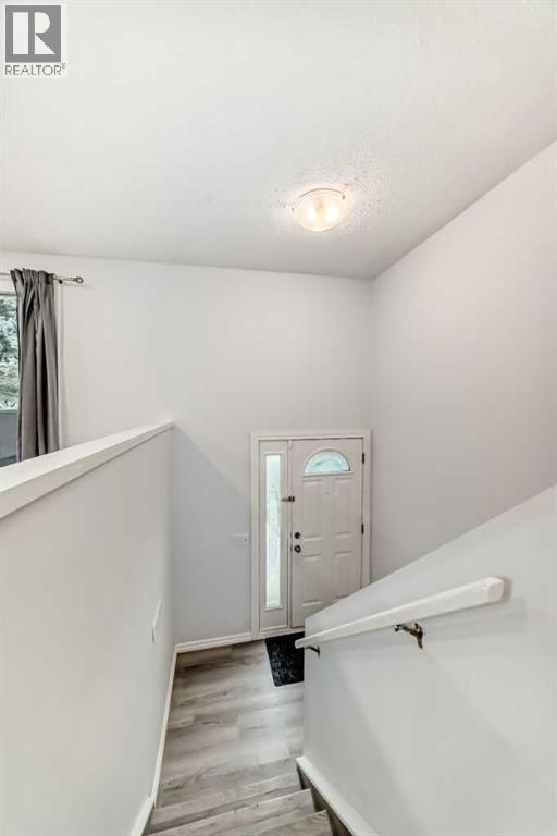 81 Bearberry Close NW