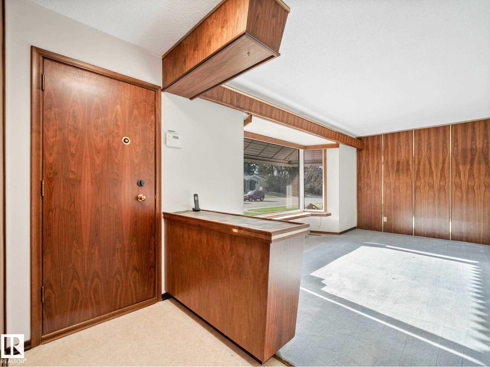13532 113 ST NW