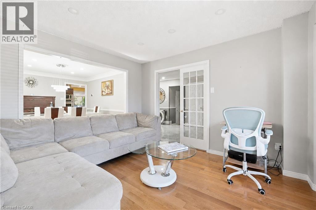 15 TALIA Court