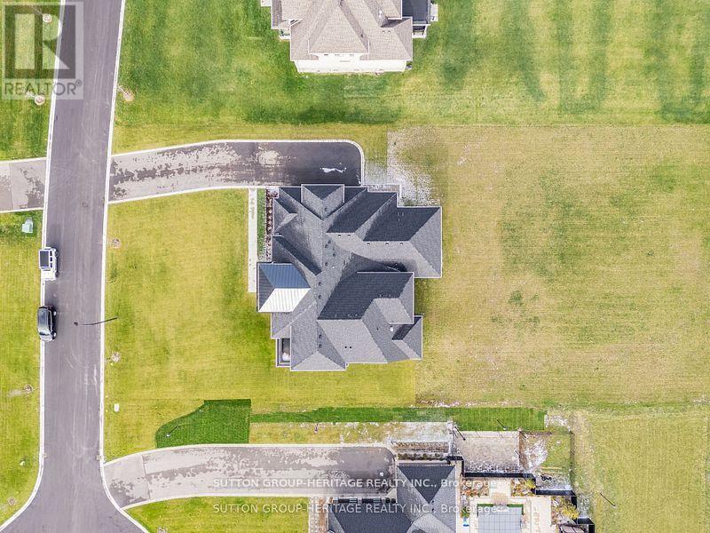 23 DEXSHIRE DRIVE