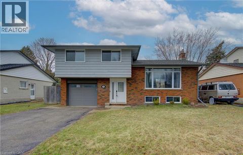 96 GIBSON Drive Kitchener ON N2B2P4