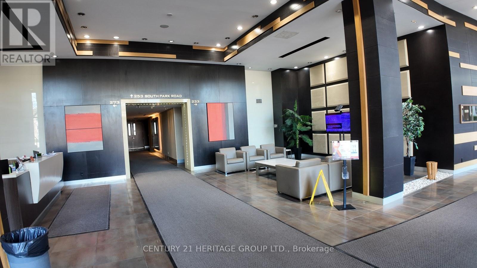 601 - 233 SOUTH PARK ROAD