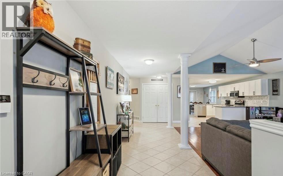 996 BEACH Boulevard