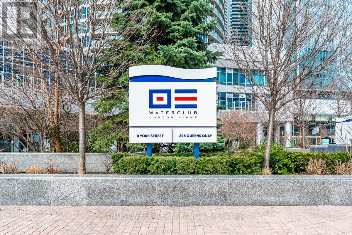 511 - 208 QUEENS QUAY W