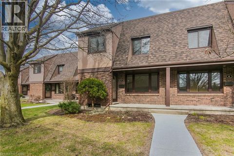 279 SANDOWNE Drive Unit# 7 Waterloo ON N2K2C1