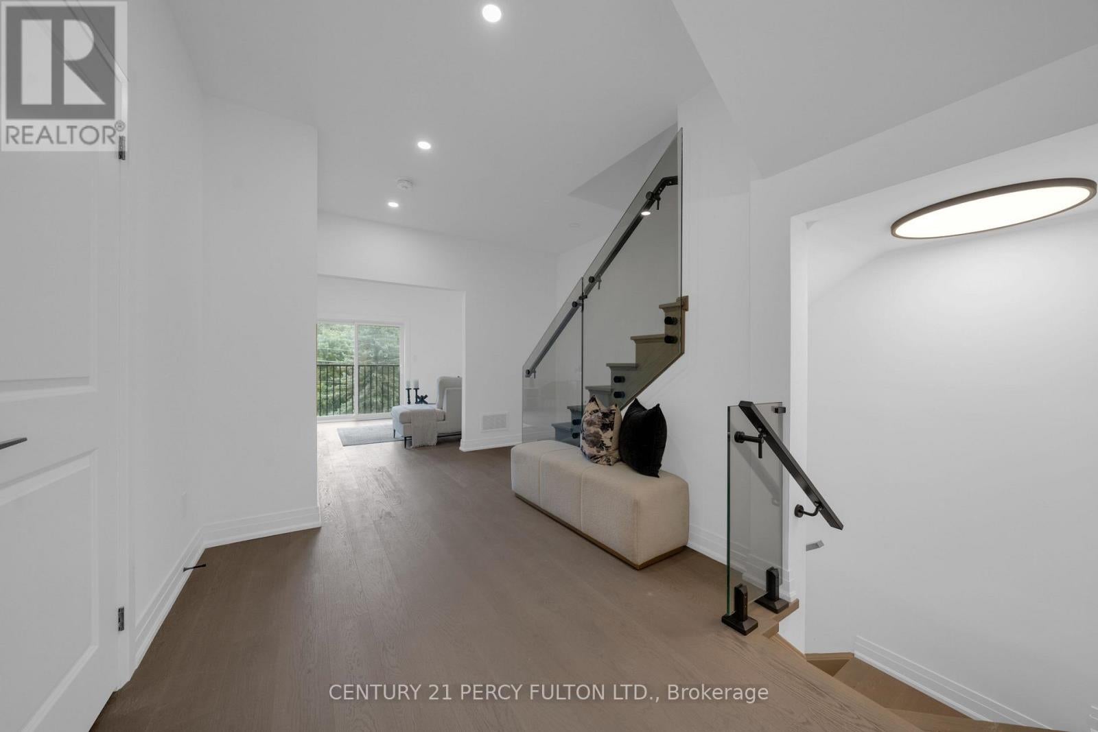 8 - 6636 CLOCK COURT