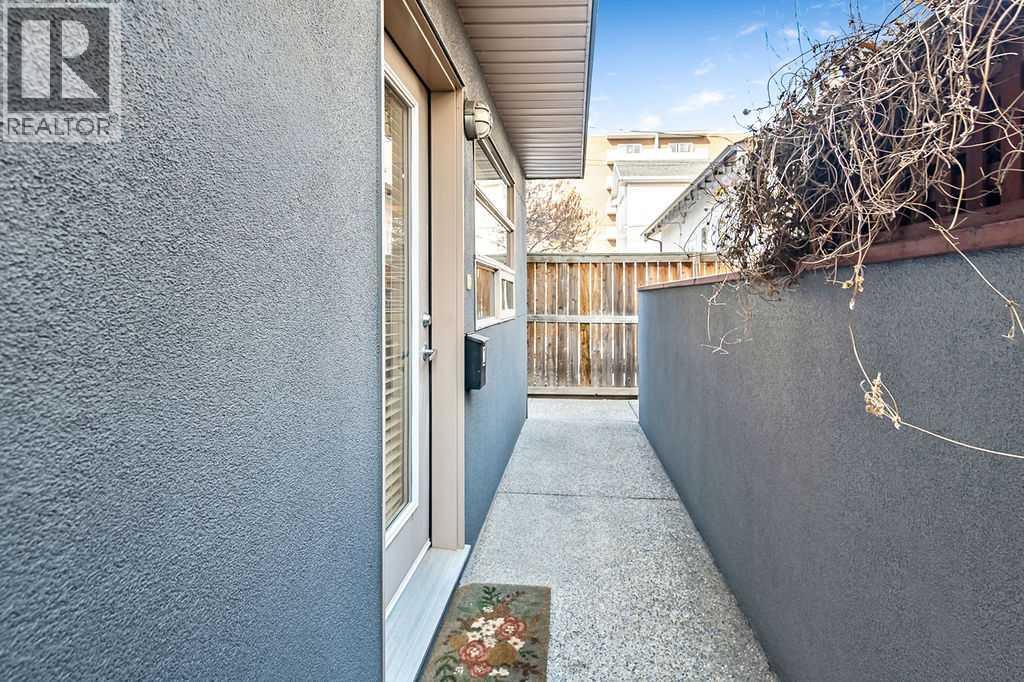 2, 1927 26A Street SW