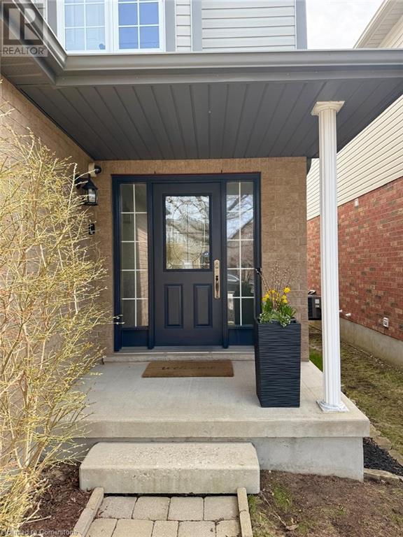 33 HENDERSON Drive