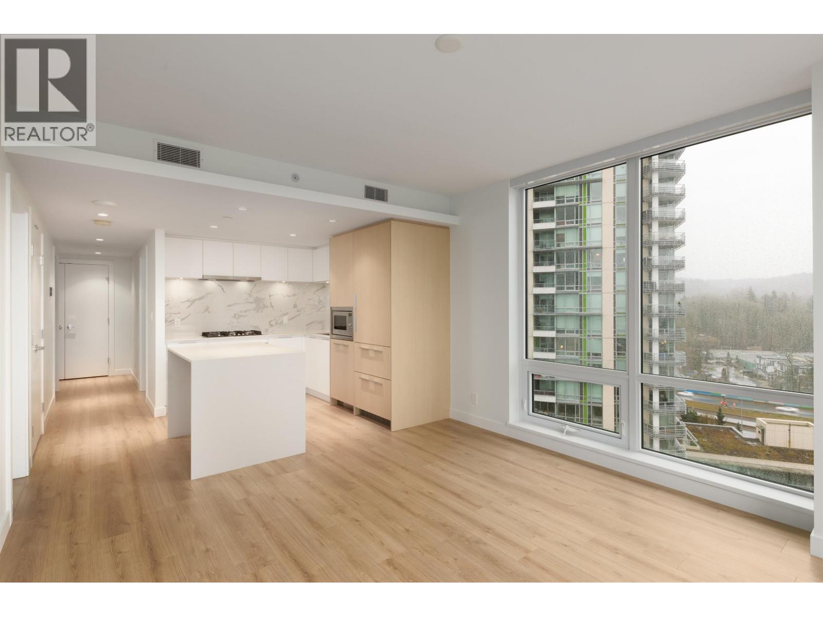 1203 1500 FERN STREET