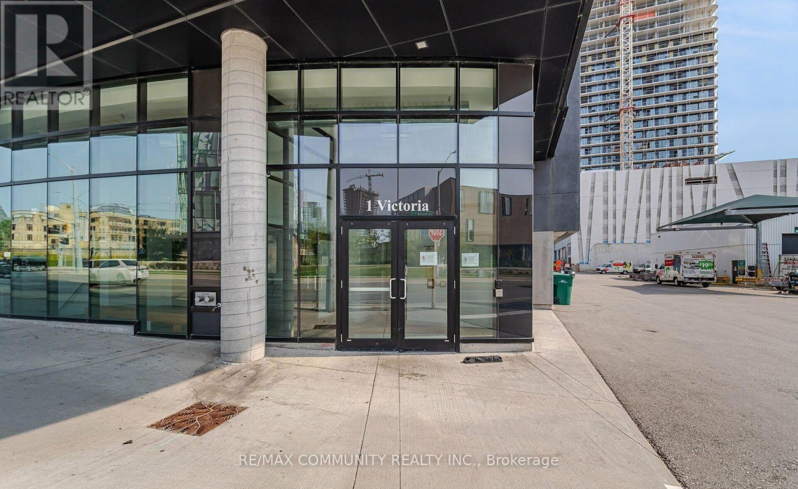 1708 - 1 VICTORIA STREET