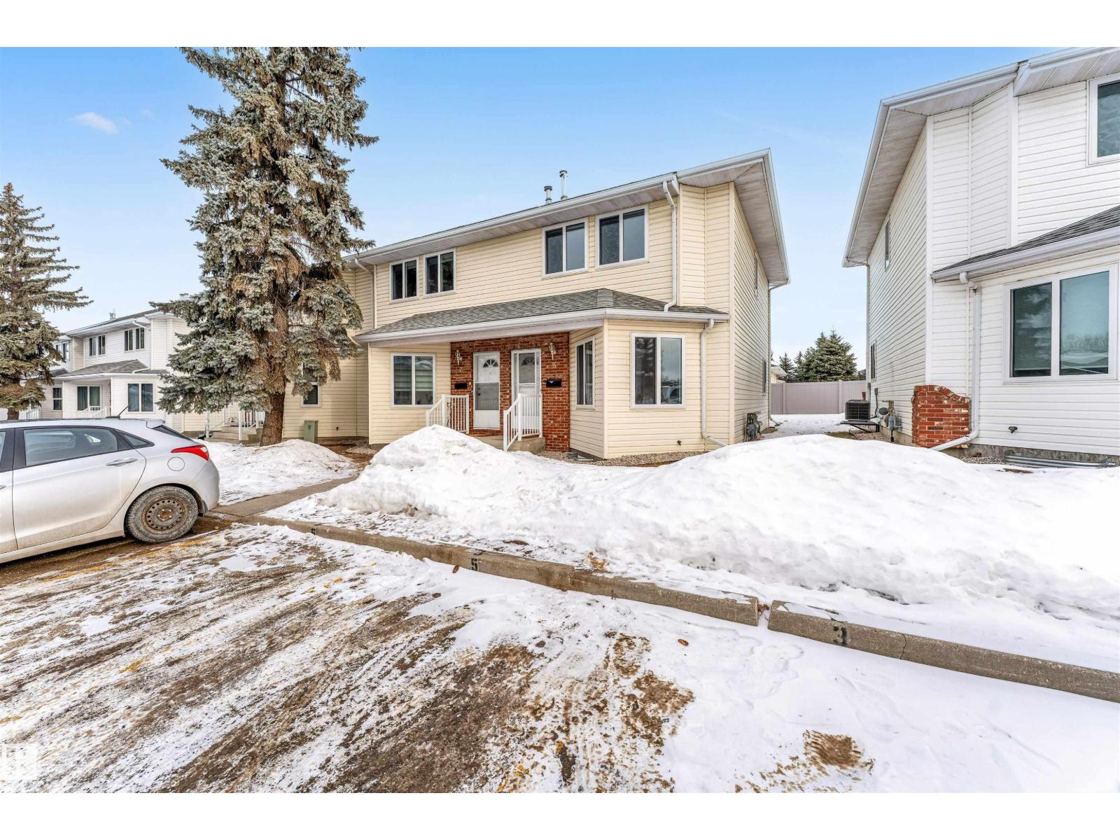 #5 1033 YOUVILLE DR W NW