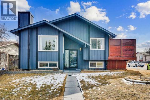 20 Bermuda Road NW Calgary AB T3K1G6