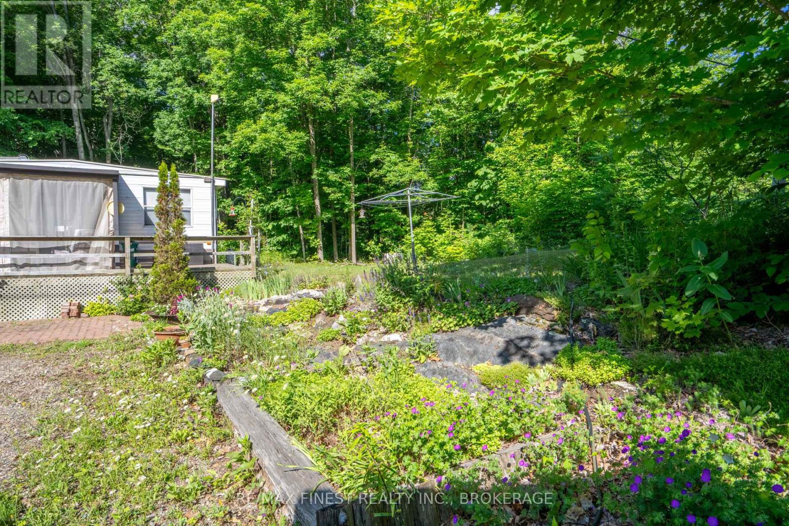 1059 NORTHVIEW LANE