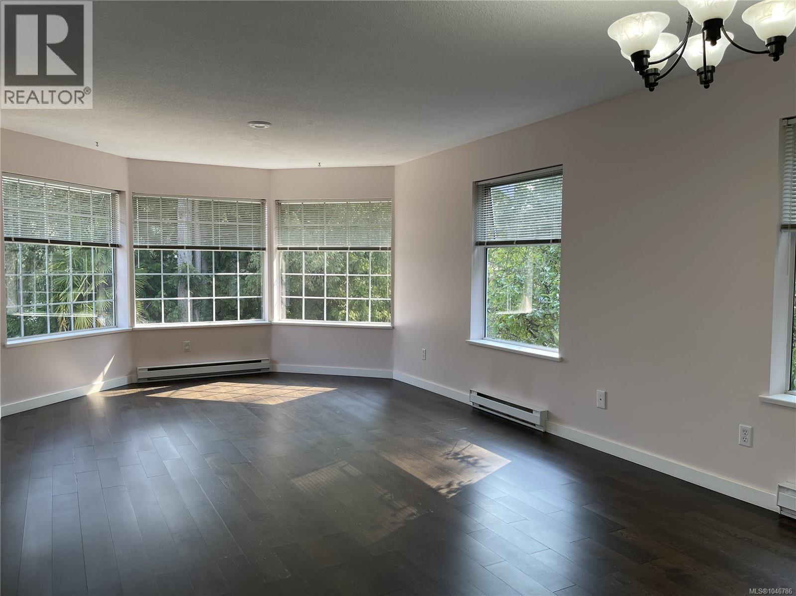 1333 Carmel Pl
