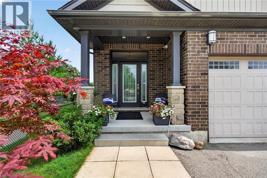 516 NETHERWOOD Crescent