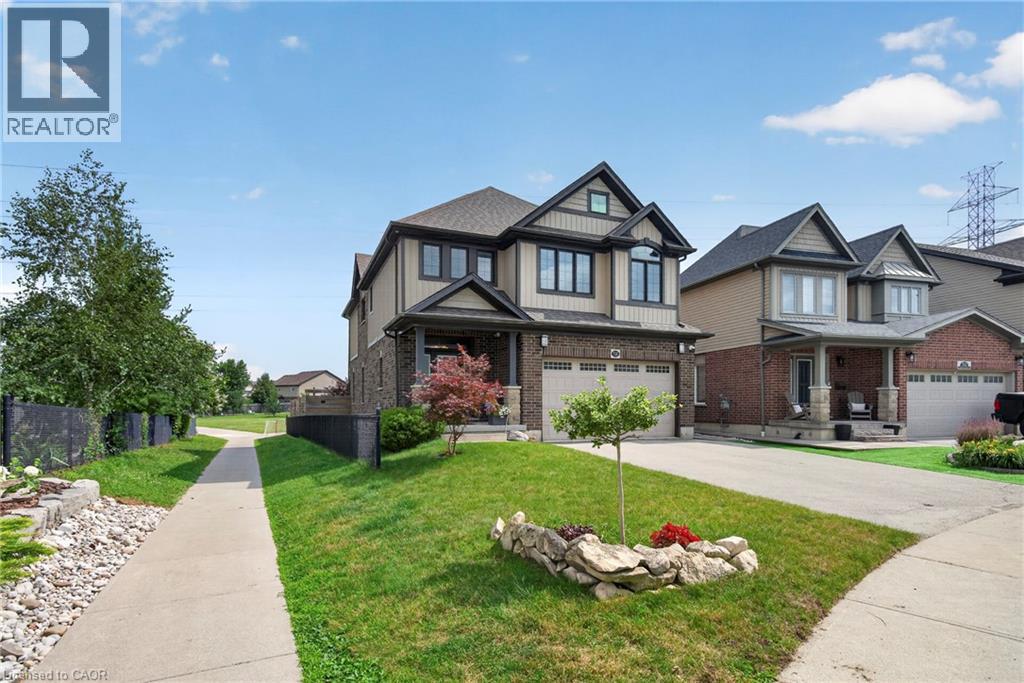 516 NETHERWOOD Crescent