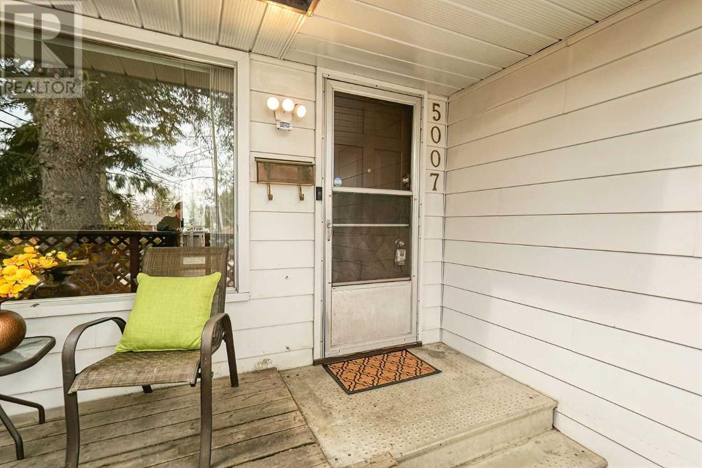 5007 Vallance Crescent NW