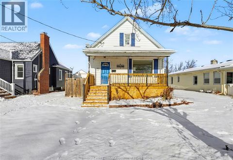 518 GEORGE STREET Sarnia ON N7T4P9