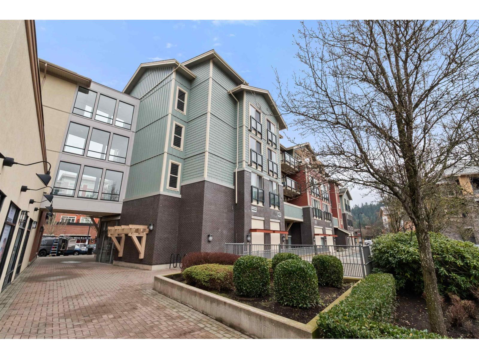 407 45530 MARKET WAY|Garrison Crossing