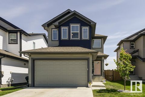 97 SUMAC LN Sherwood Park AB T8H1Z9