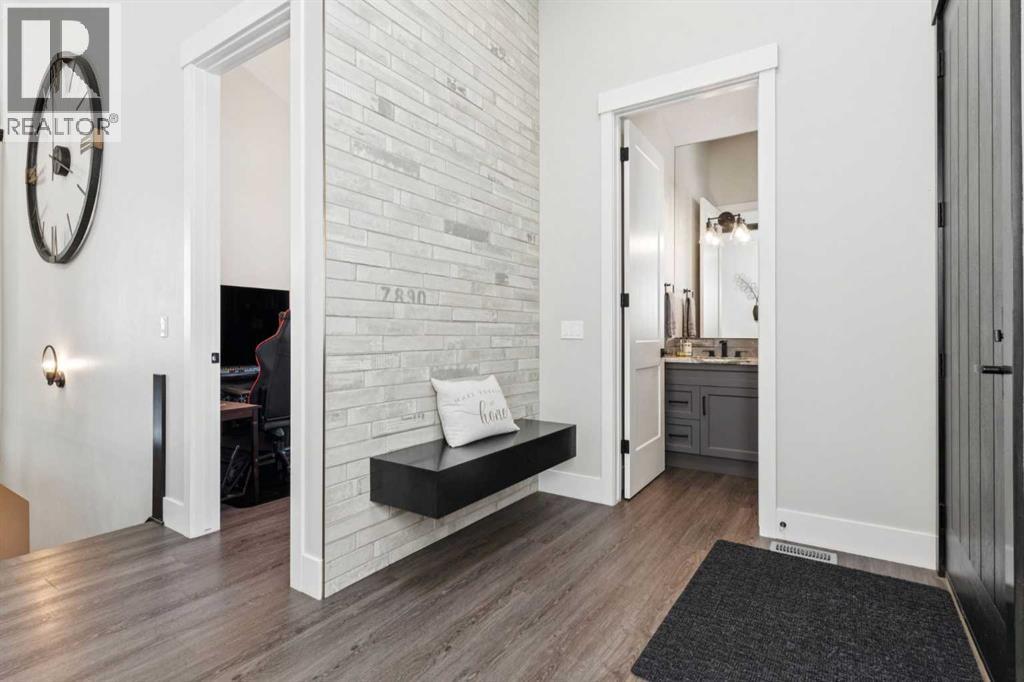 64 Walcrest View SE