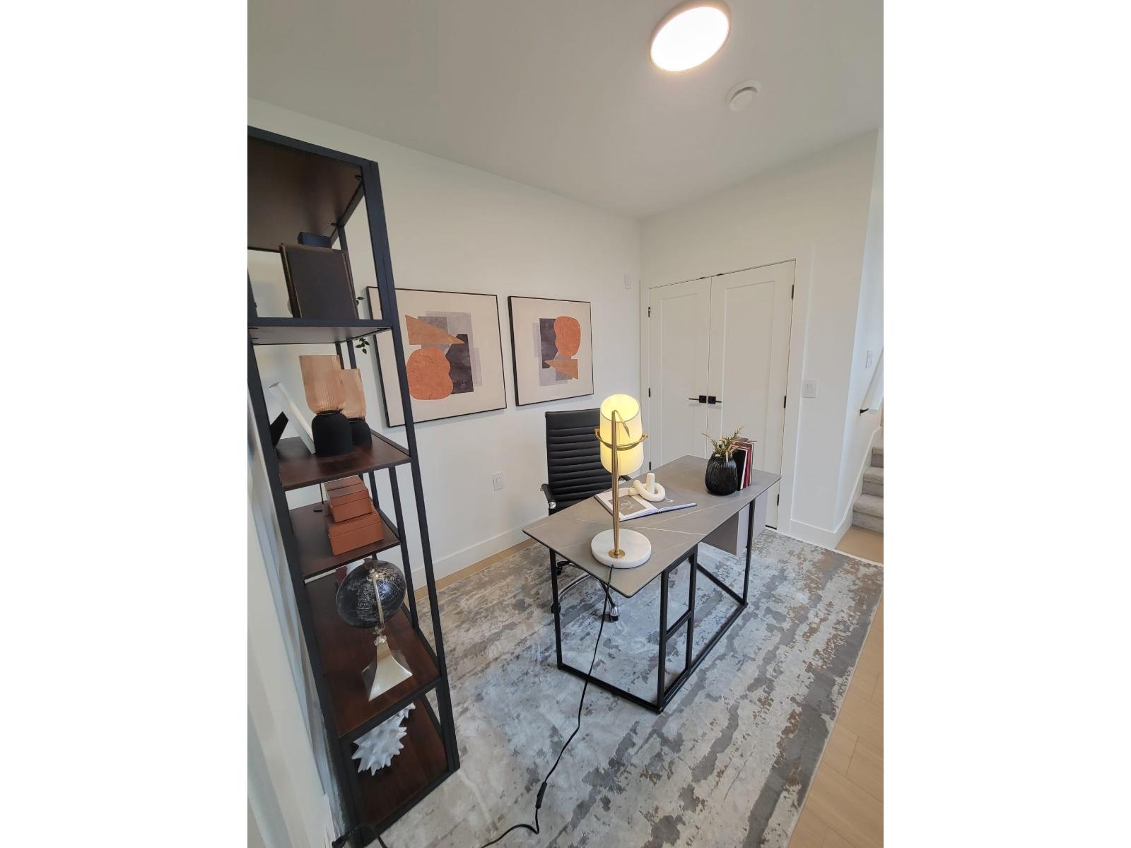 10 1641 KING CRESCENT