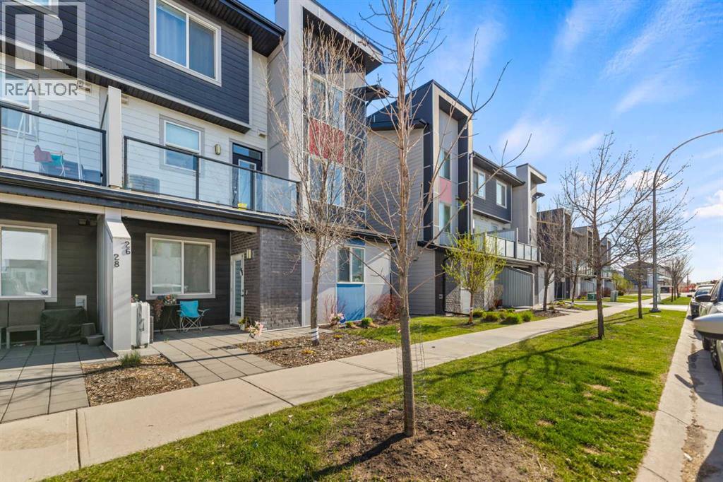 26 Redstone Way NE