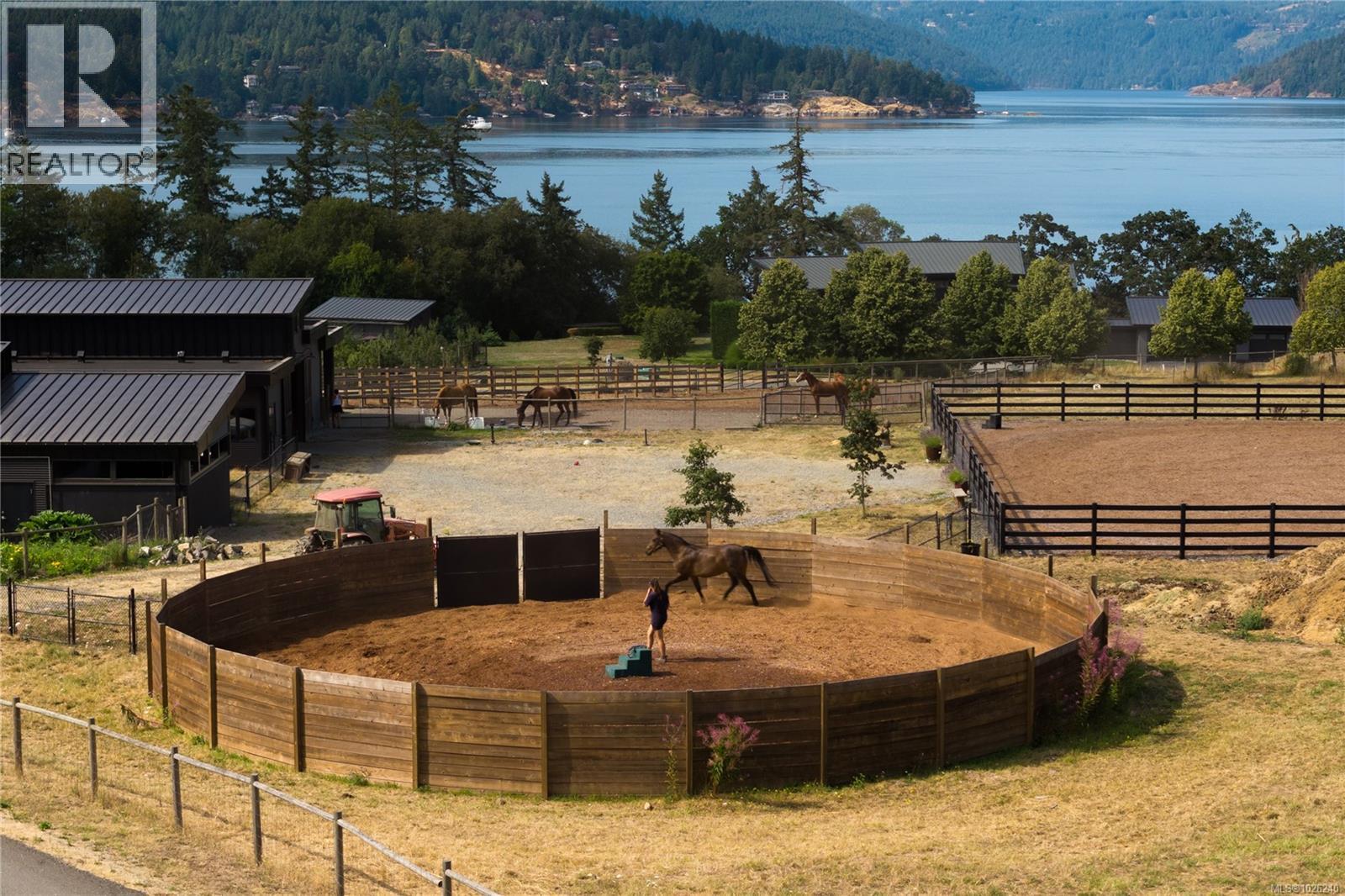 7756 West Saanich Rd