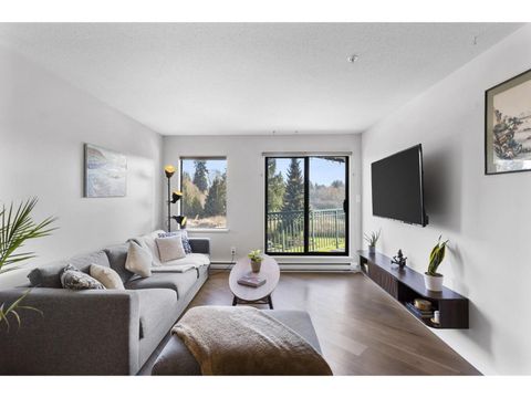 215 20454 53 AVENUE Langley BC V3A7S1