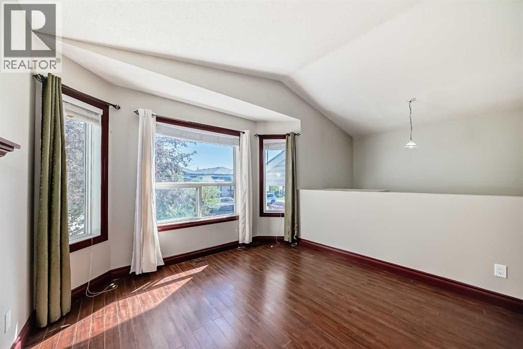 55 Applemead Court SE