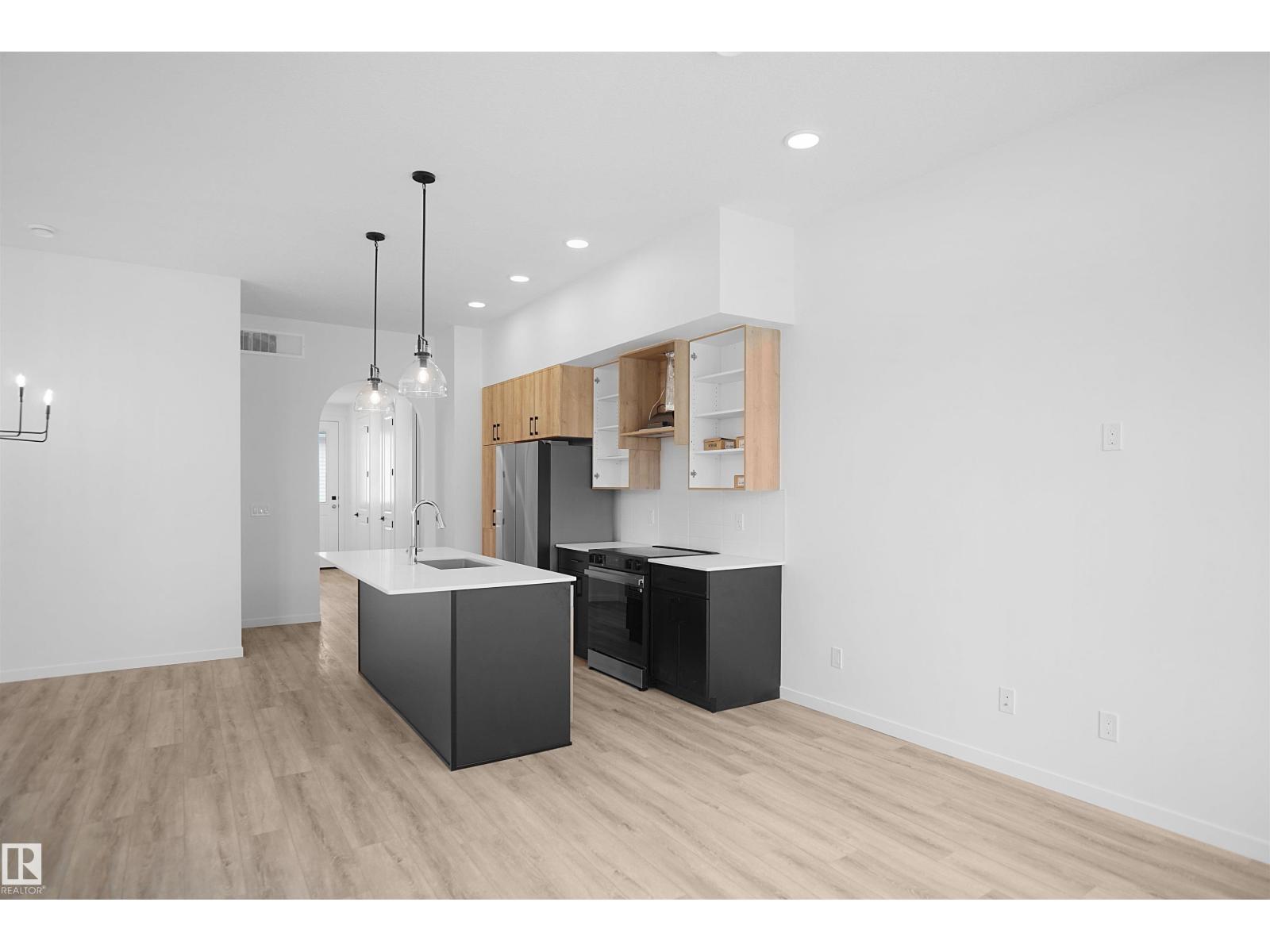 20603 42 AV NW